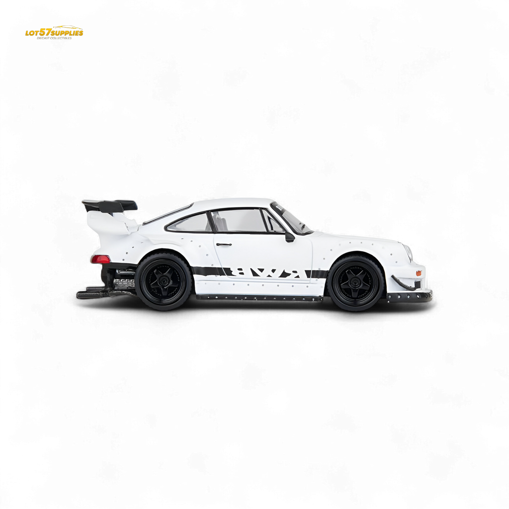 Model Model RWB 993 White 1:64
